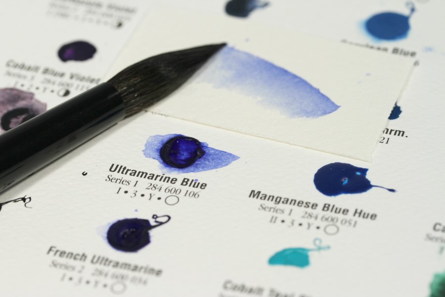 Ultramarine Blue dot, 238 resized