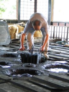 Indigo dyeing fabric